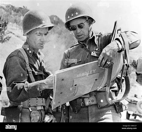 American generals world war ii hi-res stock photography and images - Alamy