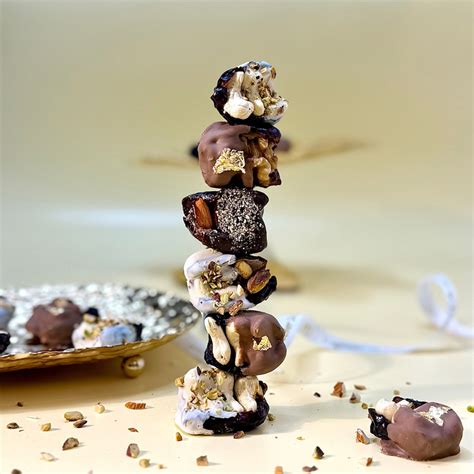 Premium Date Boxes & Gourmet Date Gifts Mumbai | Fruitilicious