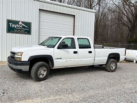 2006 Chevrolet 2500HD Other Equipment Vehicles for Sale | Tractor Zoom