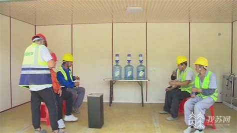 为工友撑起防暑降温的“保护伞” - 维权行动 - 中国中铁四局工会