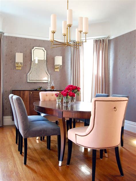 Small-Space Dining Room Decoration Tips