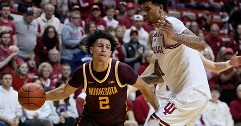 Gophers guard Mike Mitchell Jr. is staying with Ben Johnson’s program