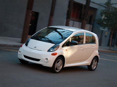 Mitsubishi Kills the i-MiEV, Its First Mass-Produced EV - autoevolution