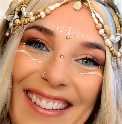 Hannah Mermaid 的图像结果