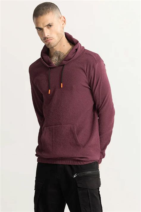 Buy Men's Sqishy Maroon Hoodie Online | SNITCH