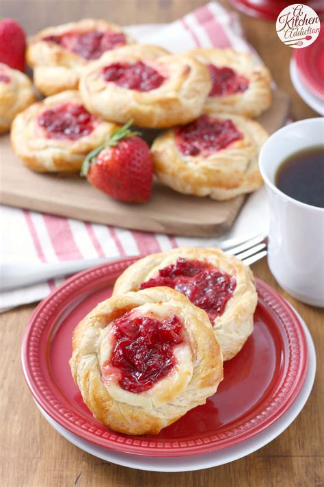 Puff Pastry Dessert With Strawberries at Jose Boyd blog