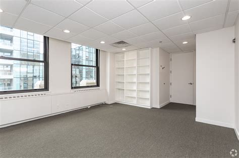 180 N Michigan Ave, Chicago, IL 60601 - 180 N. Michigan | LoopNet