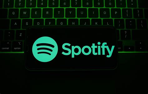 Over one million "manipulated" tracks found on streaming platforms - TGM Radio