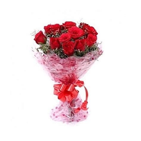 Buy Blooms & Bouquet Flower Bouquet - 12 Bb Grand Mesmerising Red Roses ...