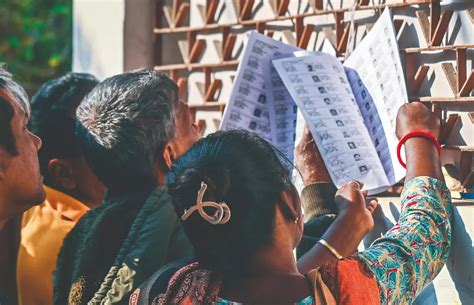 SIR: Tamil Nadu and Gujarat remove 1.71 crore names in draft voter rolls