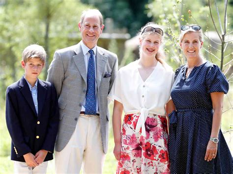 Duchess Daughter Deep Creek at Maddison Chapman blog