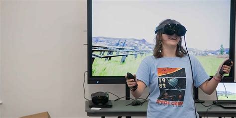 Colleges with Virtual Reality Program 的图像结果