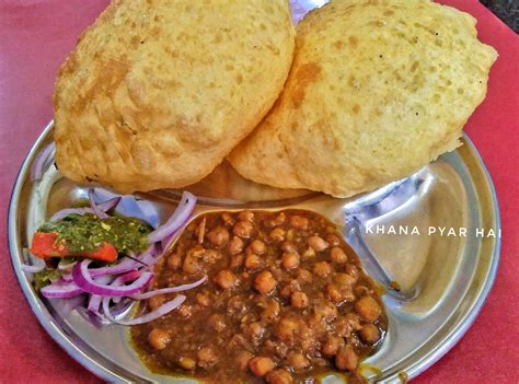 Swing By This Place In Tilak Nagar For Some Amazing Chole Bhature | LBB