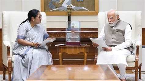 Delhi CM Rekha Gupta Meets PM Modi; Lauds His Leadership & Vision