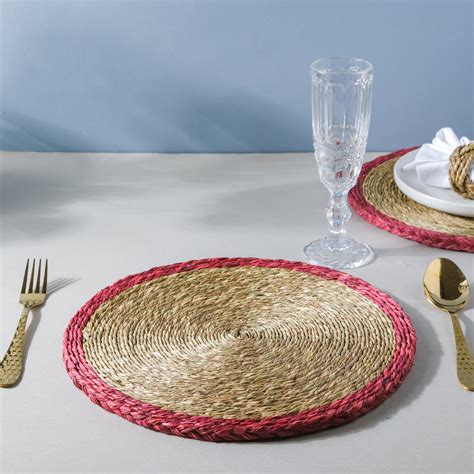 Round Sabai Trivet Red Online - Premium Trivet | Nestasia