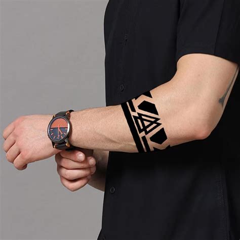 Tringle Strip Hand Band Temporary Tattoo on Hand For Men and Woman ...