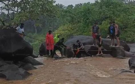 Five tourists stranded atop waterfall in Karnataka's coastal district ...