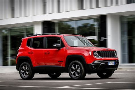 2021 Jeep Renegade 4xe Plug-In Hybrid Price Announced in the UK, It’s Not Cheap - autoevolution