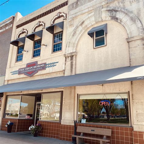 Iron Horse Neighborhood Grill | Osceola, Iowa | Travel Iowa