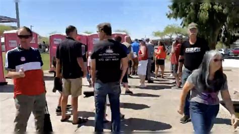 Multiple Pass Out From Heat Exhaustion At Trump's Phoenix Rally | Times Now