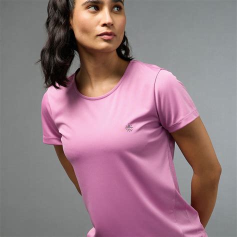 Women's Performance Airflow Pink T-shirt – Cult Store