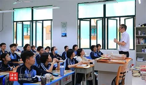 海南省洋浦中学促进教育质量上新台阶