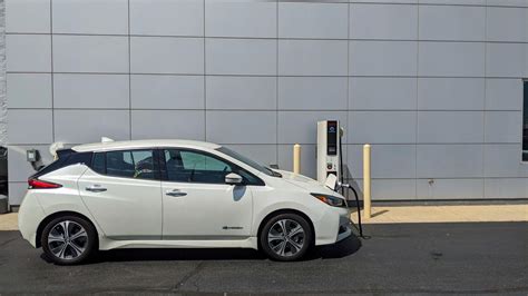 Bosak Nissan | Chesterton, IN | EV Station