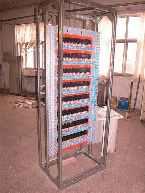 生产10-35kV高压配电柜 中置柜 环网柜 包安装调试-无锡雅客力电气设备有限公司