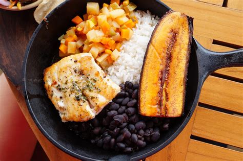 The Best Costa Rican Food Guide | TouristSecrets