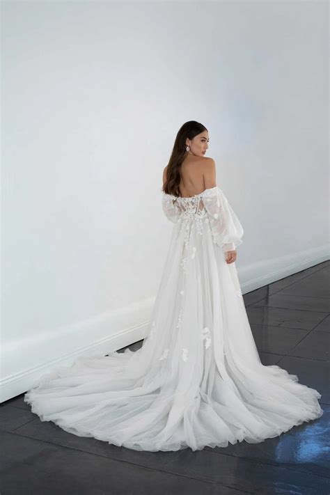 Romantic Off-the-Shoulder Long Sleeve Wedding Dress with Plunging Neckline