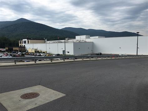 Ingles Distribution Center