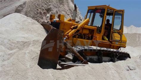 Guwahati - On Rental JCB, Transit Mixer, Crane, Hydra, Dumper, Tipper ...