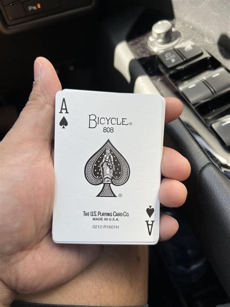 No air cushion finish label - is this legit? : r/playingcards