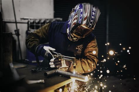 手工焊接 - RoboDK 博客