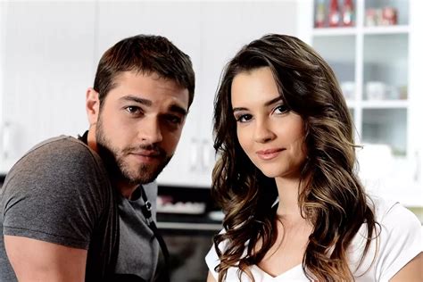 Image result for Seriale Comedie