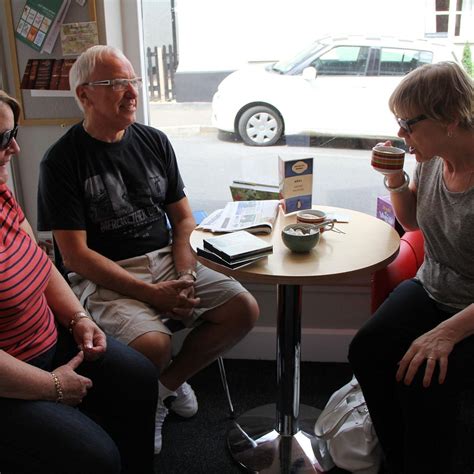 Between The Lines Book & Coffee Shop (Great Bardfield) - Aktuelle 2021 - Lohnt es sich? (Mit ...