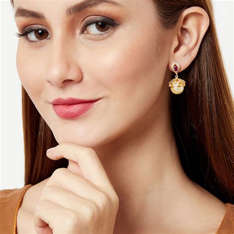 Classic Pearly Whites Gold Tone Ring – VOYLLA