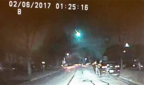Meteor Puts on a Light Show Over Midwest, and for the Cameras - The New ...