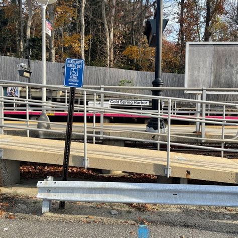 LIRR Cold Spring Harbor 的图像结果