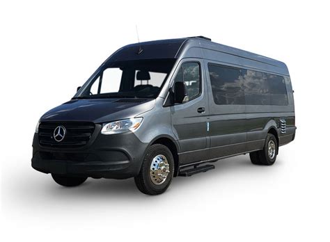 Rent a 15 Passenger Van 的图像结果