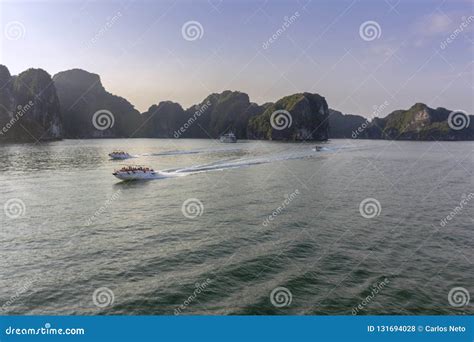 Beautiful Panorama of Ha Long Bay Descending Dragon Bay Popular Tourist ...