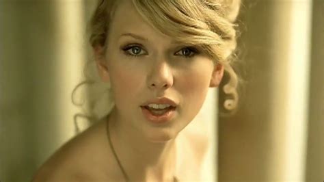 Taylor Swift - Love Story [Music Video] - Taylor Swift Image (22386986 ...