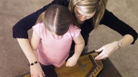 Beginning Autoharp Lessons Free 的图像结果