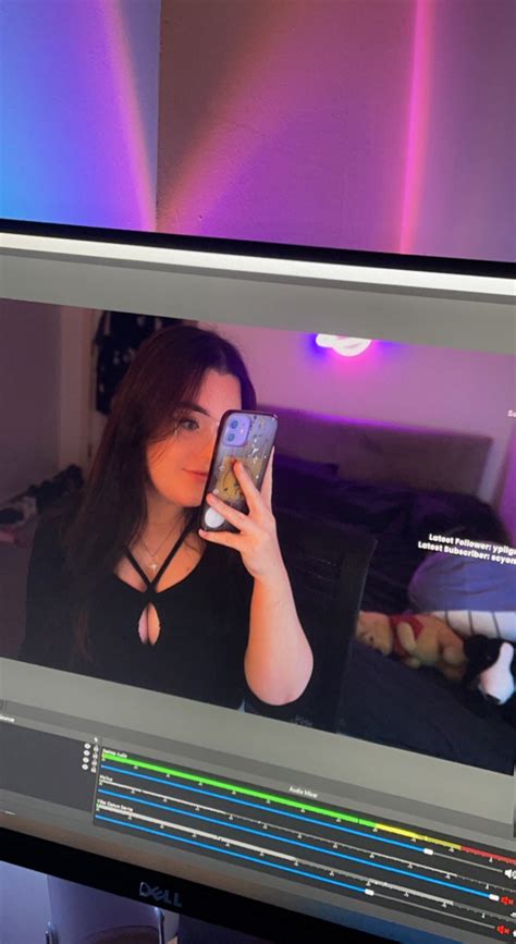 Holly Wxxdddz Onlyfans