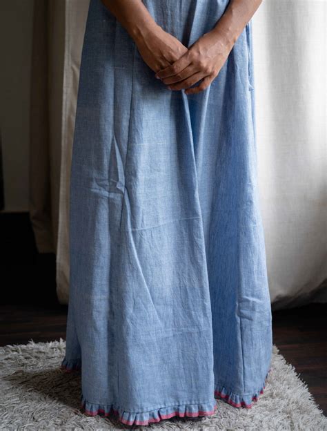 julie – THE BUTTON THIEF CO.