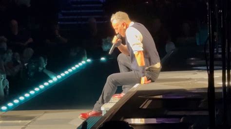 Bruce Springsteen rails against Trump during UK concert | Newsfeed | Al ...