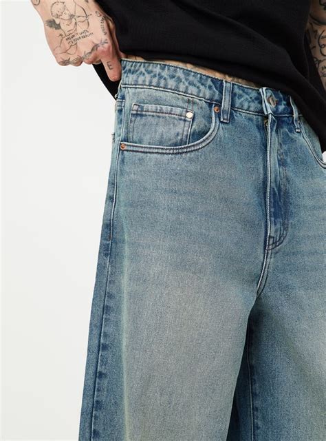 Buy Men Solid Loose Fit Jeans Online at just Rs. 1299.0 - 1000015188537 ...