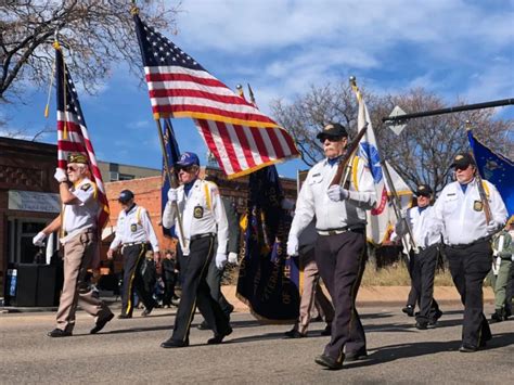 Longmont Veterans Day Parade 2024, Longs Peak Avenue, Longmont, 11 ...