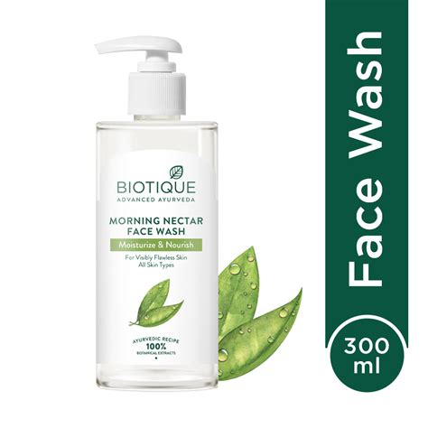 MORNING NECTAR Moisturize & Nourish Face Wash - 300ml