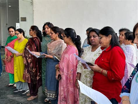 NIELIT Chandigarh staff members took integrity Pledge as part of ...